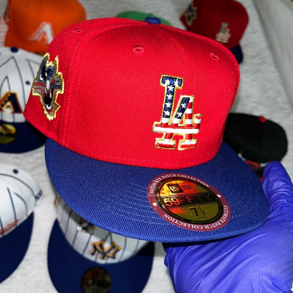 LA lids size 7 1/2 fitted collection.